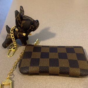 Checkered Key Pouch with Gold Chain Bag Tag.